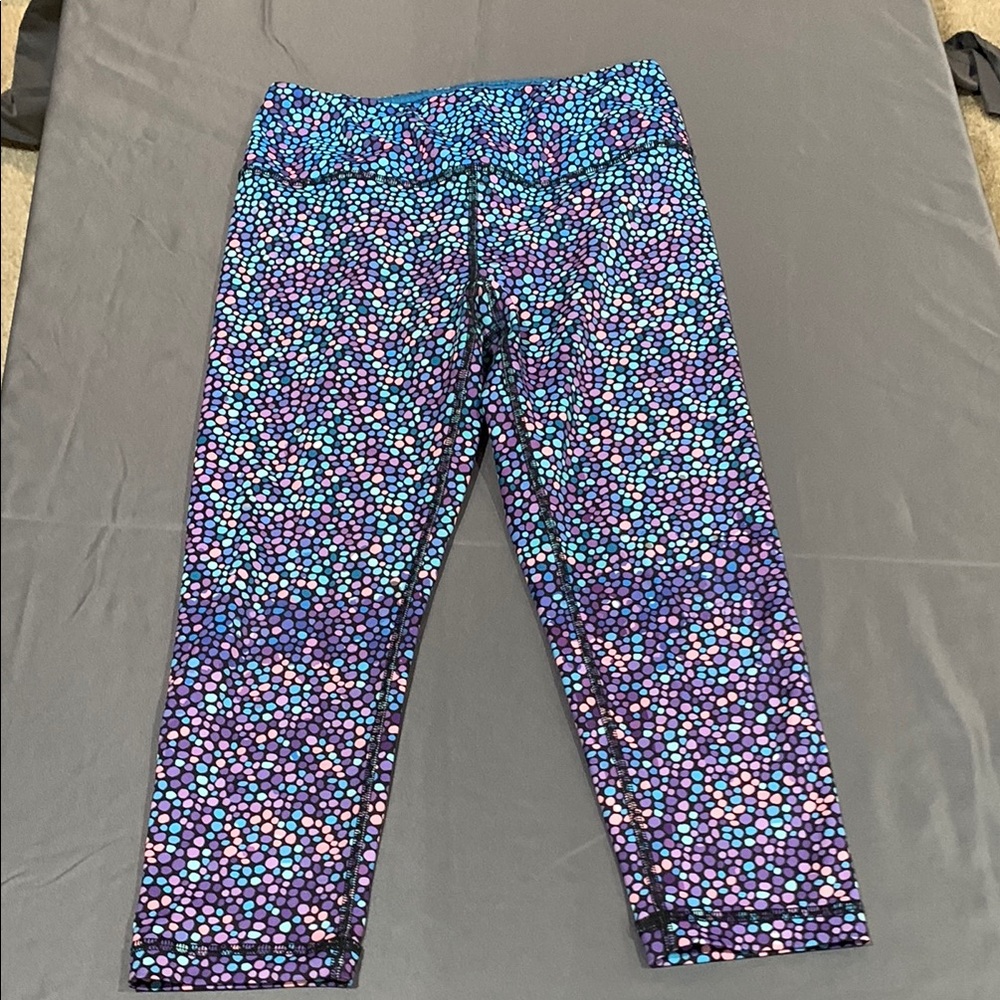Kali Blue and Purple Geometric capris Leggings